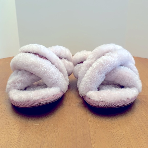 UGG Scuffita Pink fluffy shearling slipper 10 - Picture 2 of 9
